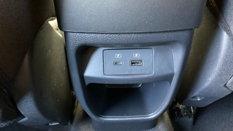 Nissan Juke 1.0 DiG-T N-Connecta 5dr DCT Petrol Hatchback